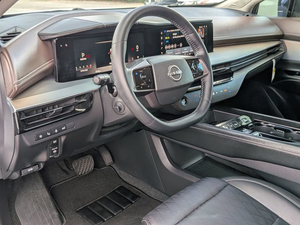 Certified 2025 Nissan Murano Platinum AWD/4WD image 35