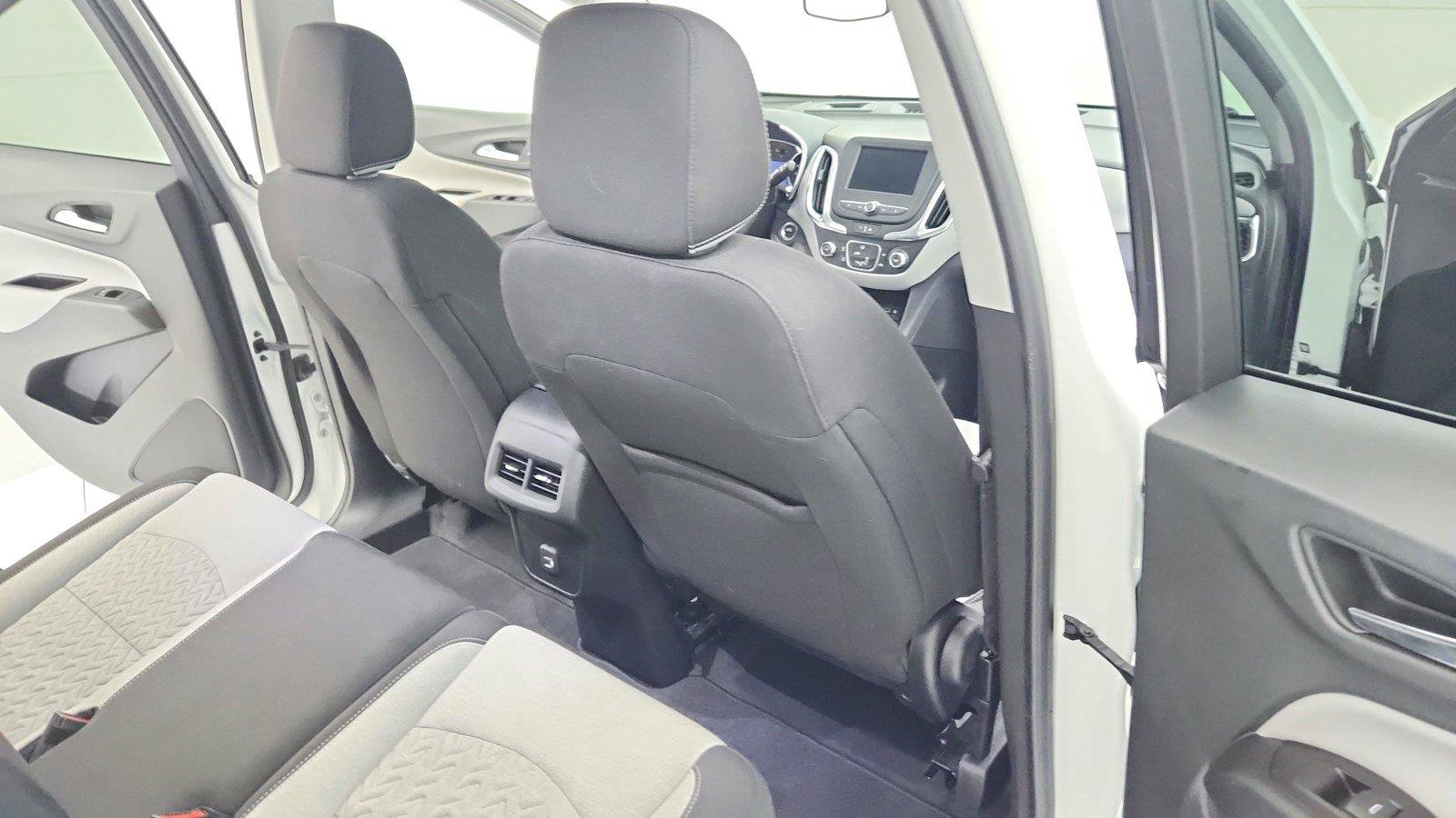 Used 2022 Chevrolet Equinox LT FWD image 25