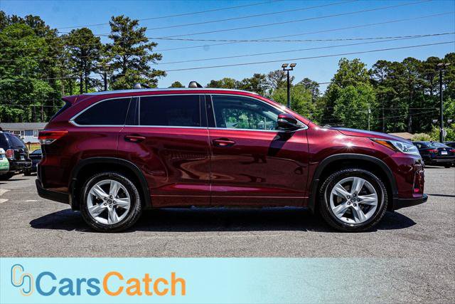 Used 2017 Toyota Highlander Limited Platinum AWD/4WD image 9
