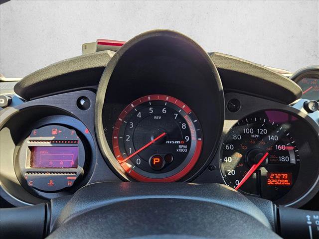 Used 2018 Nissan 370Z NISMO image 11
