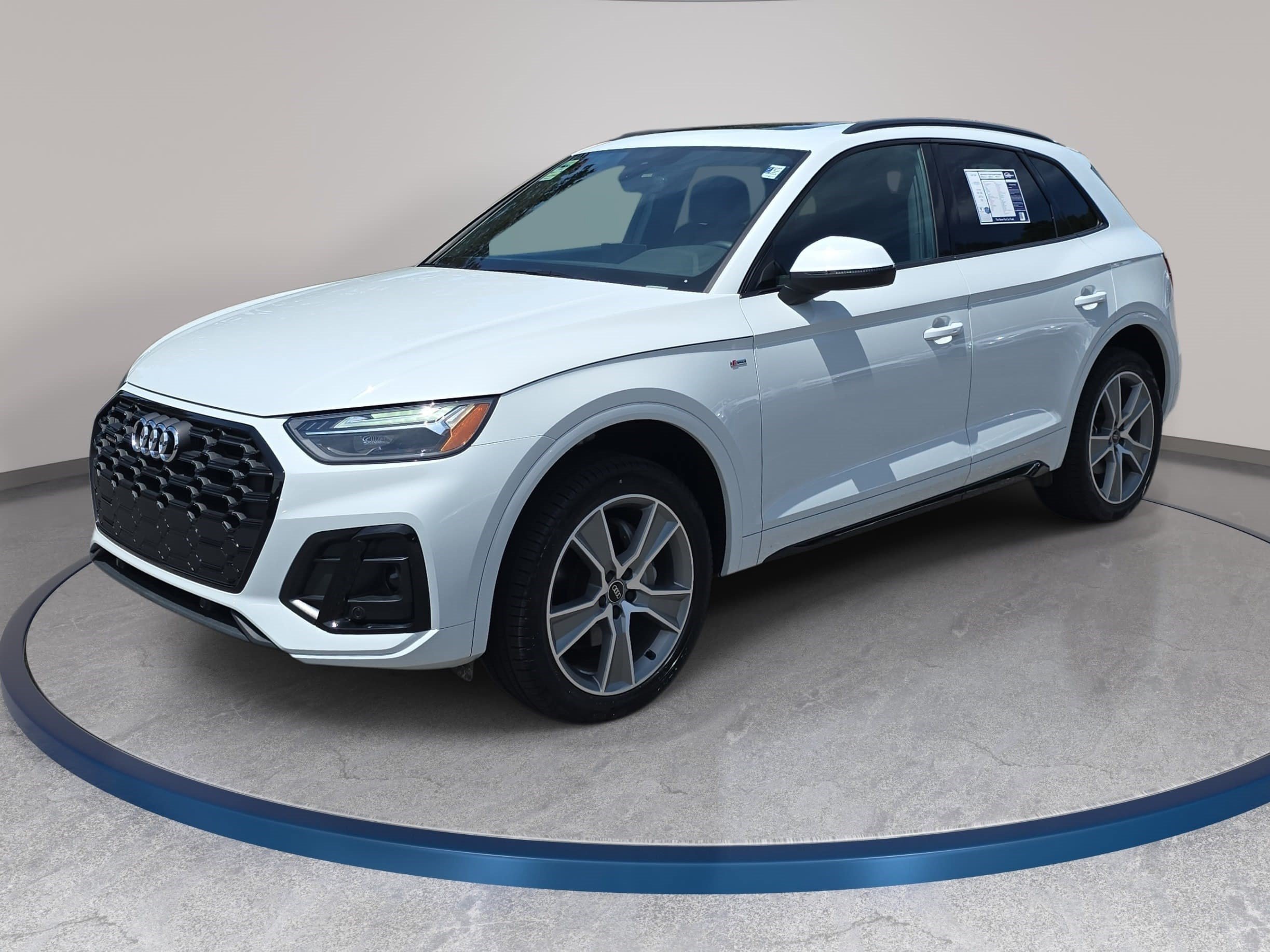 Certified 2025 Audi Q5 2.0T Premium w/ Convenience Plus Package