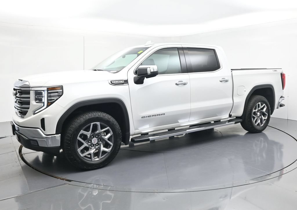 Used 2022 GMC Sierra 1500 SLT w/ SLT Convenience Package AWD/4WD image 5