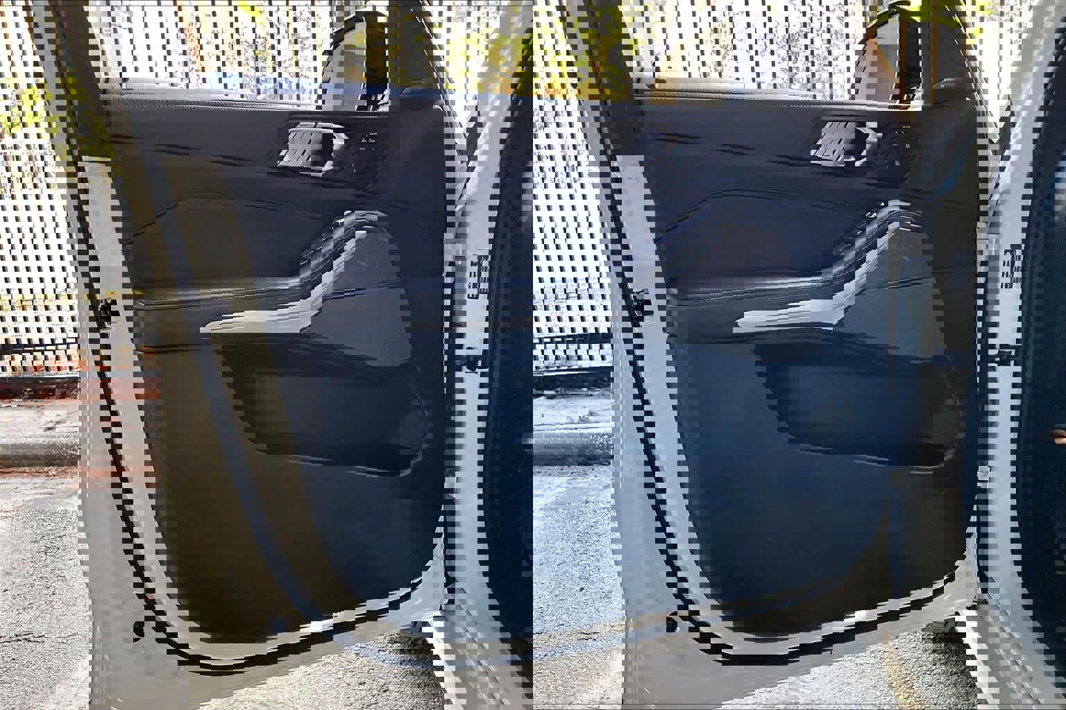 Used 2019 BMW X7 xDrive50i w/ M Sport Package image 21