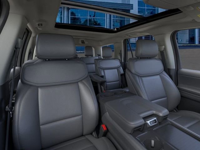 New 2026 Ford Expedition Active image 10