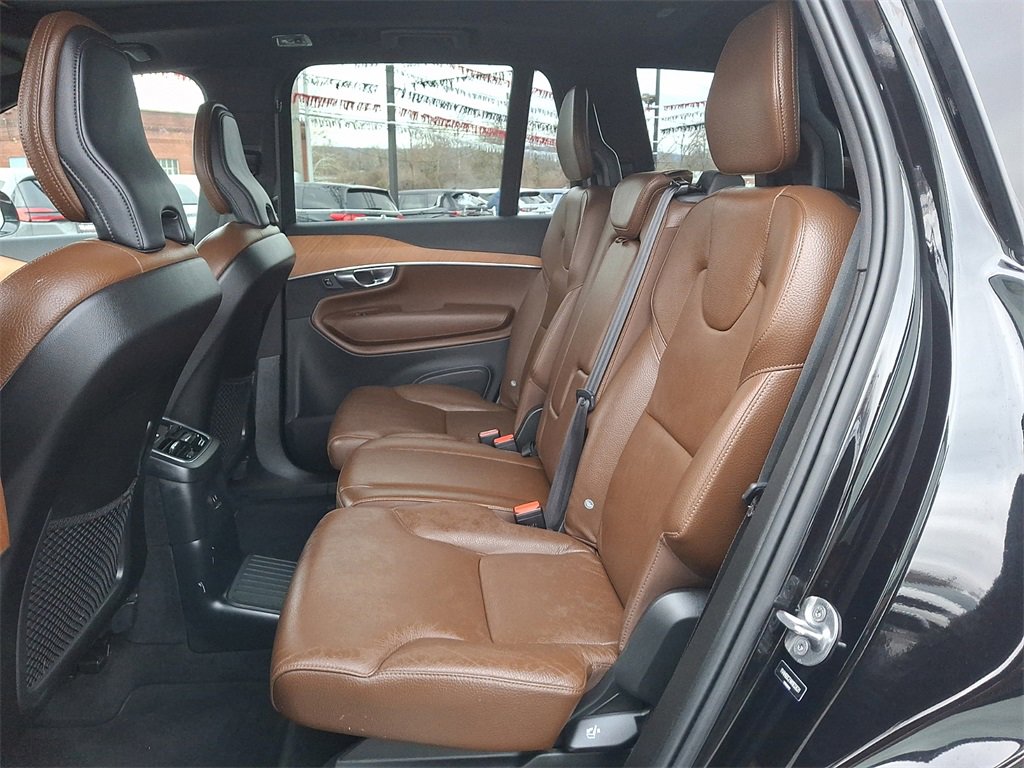 Used 2022 Volvo XC90 T8 Inscription Expression image 12