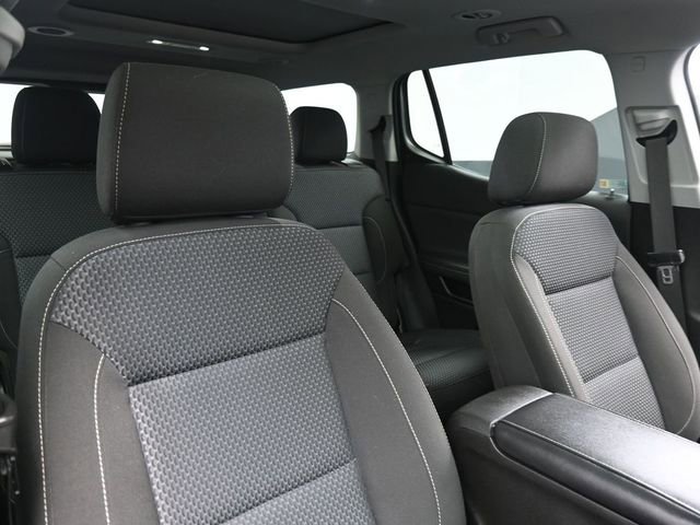 Used 2023 GMC Acadia SLE w/ Driver Convenience Package image 30