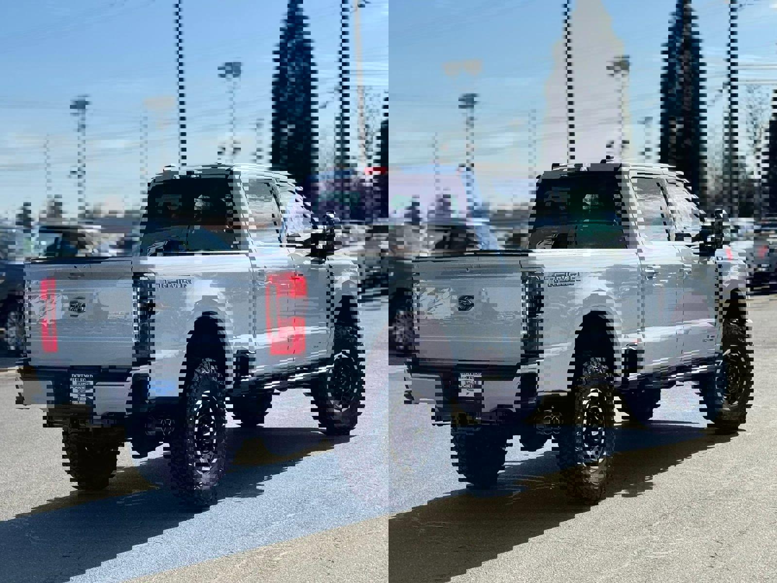 New 2025 Ford F250 XLT w/ Black Appearance Package image 32