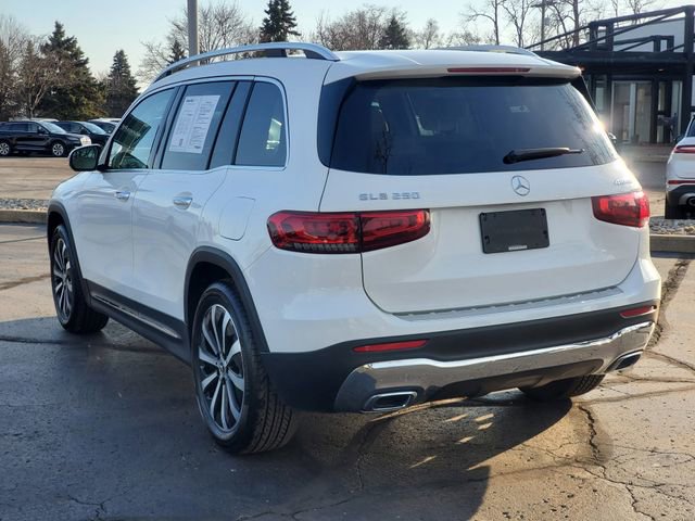 Used 2023 Mercedes-Benz GLB 250 4MATIC image 3