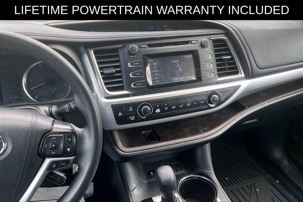 Used 2019 Toyota Highlander LE FWD image 8