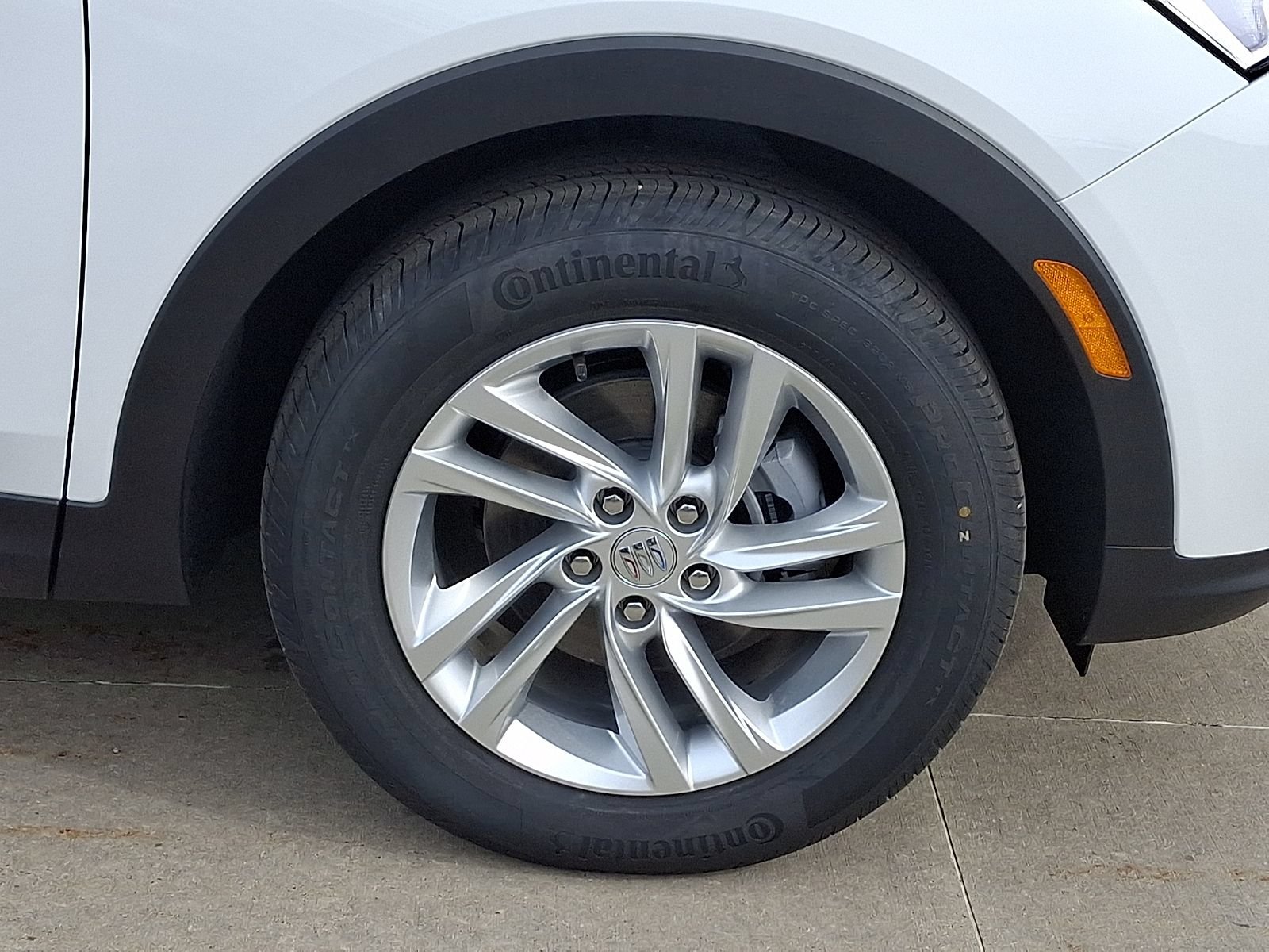 New 2026 Buick Envista Sport Touring w/ Convenience I Package FWD image 8