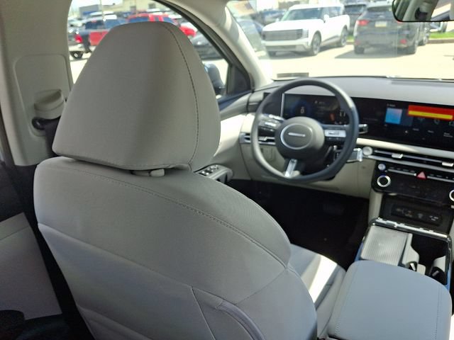 New 2026 Hyundai Tucson Blue SE AWD/4WD image 9