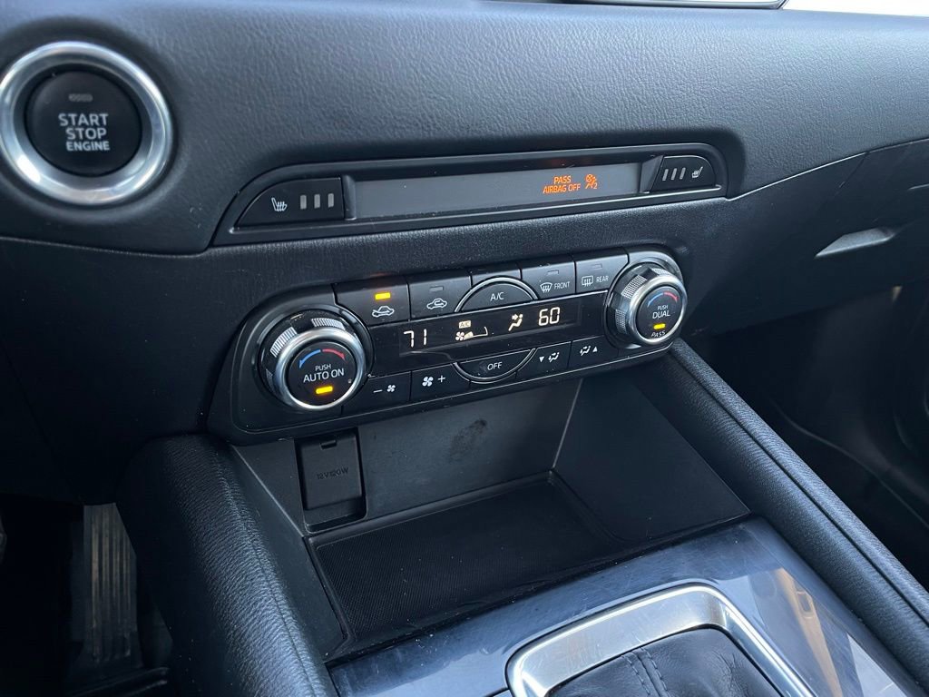 Used 2017 MAZDA CX-5 Touring image 18