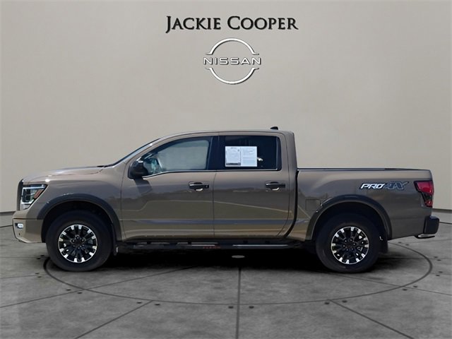 Used 2024 Nissan Titan PRO-4X w/ Pro-4x Utility Package image 2