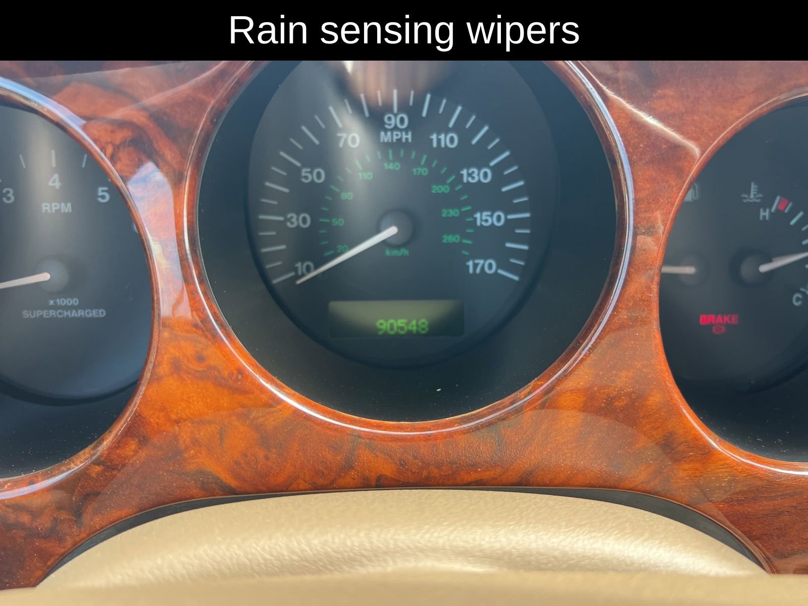 Used 2000 Jaguar XK8 Convertible image 11