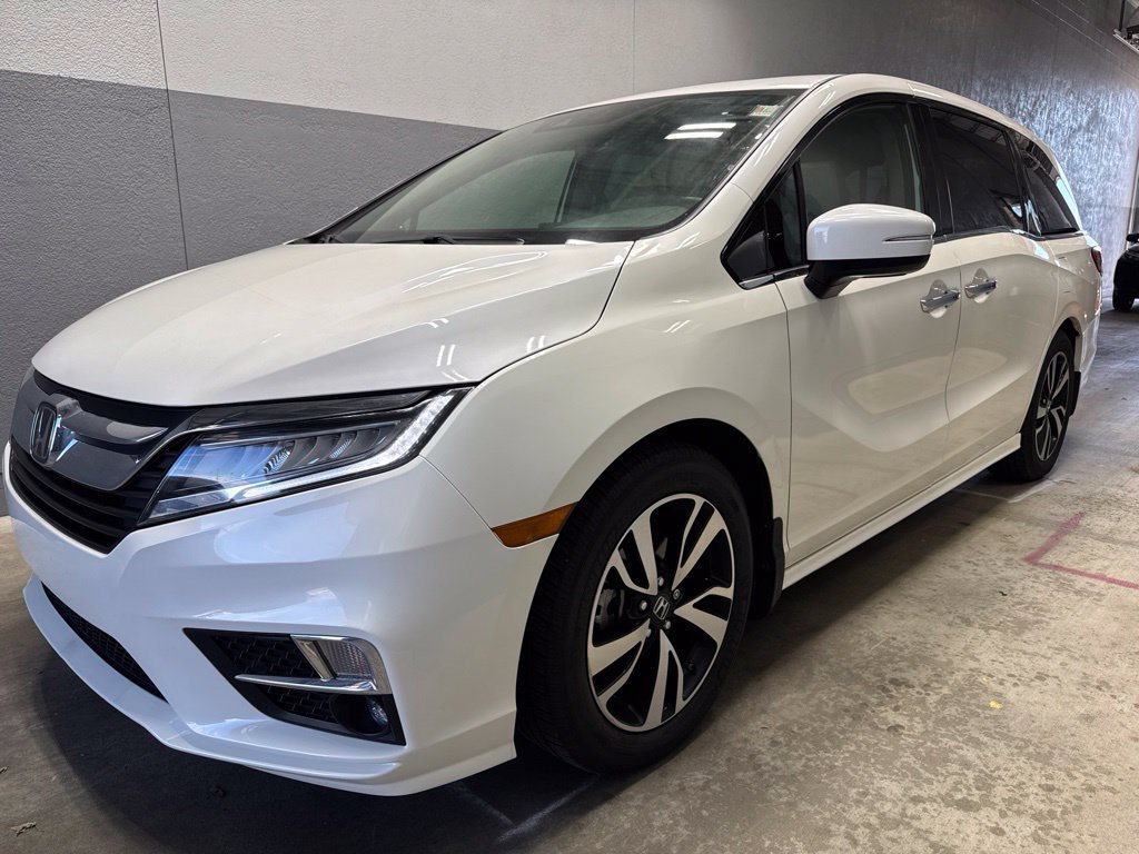 Used 2019 Honda Odyssey Elite image 4