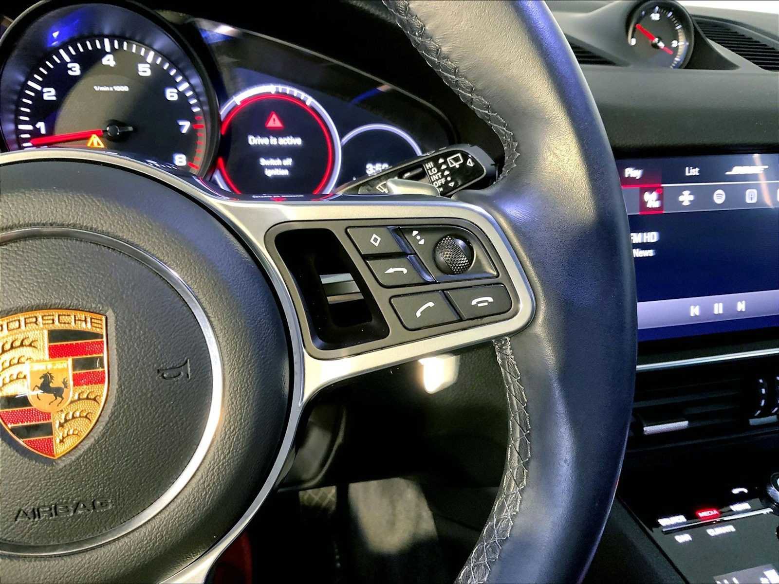 Certified 2022 Porsche Cayenne w/ Premium Package image 28