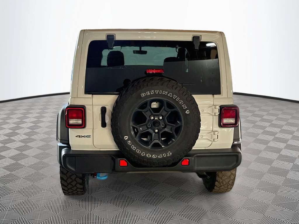 Certified 2023 Jeep Wrangler Unlimited w/ Sun & Screen Package AWD/4WD image 7