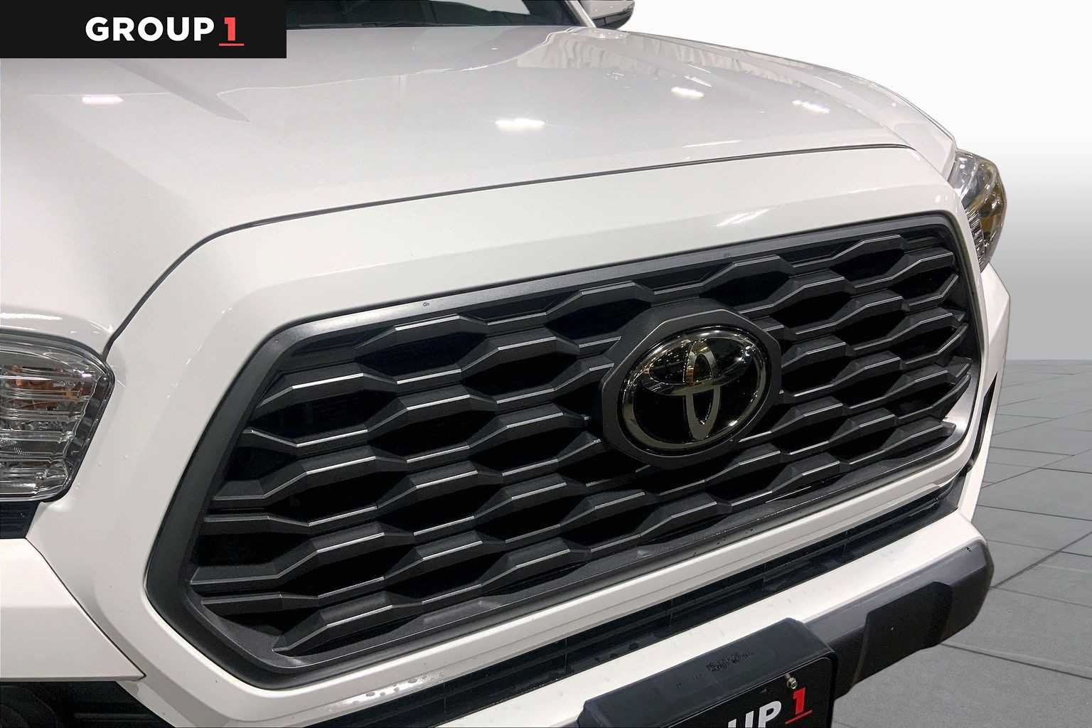 Used 2020 Toyota Tacoma TRD Off-Road w/ Technology Package AWD/4WD image 59
