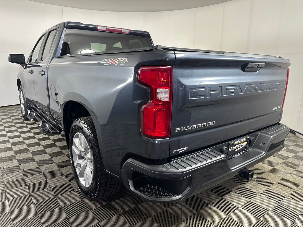 Used 2021 Chevrolet Silverado 1500 Custom AWD/4WD image 3