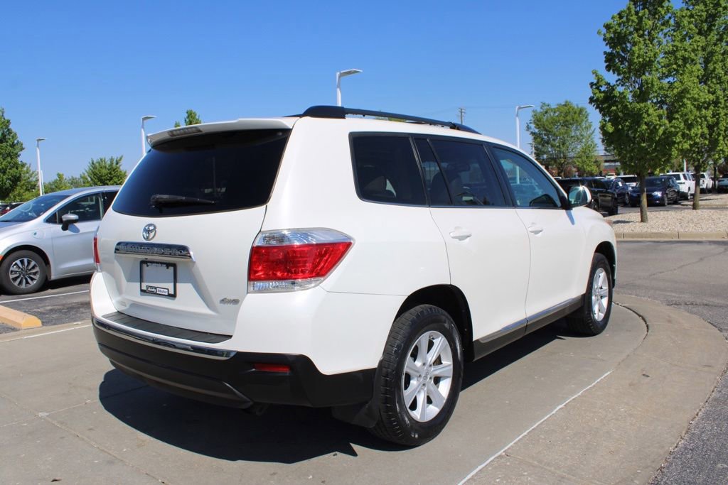 Used 2013 Toyota Highlander SE AWD/4WD image 7