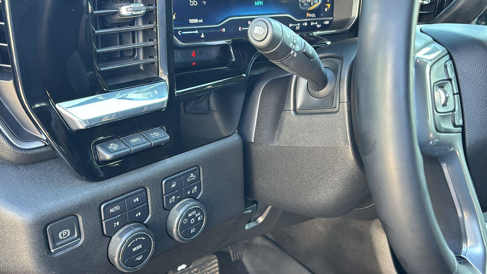 Certified 2024 Chevrolet Silverado 2500 LTZ w/ LTZ Convenience Package image 23