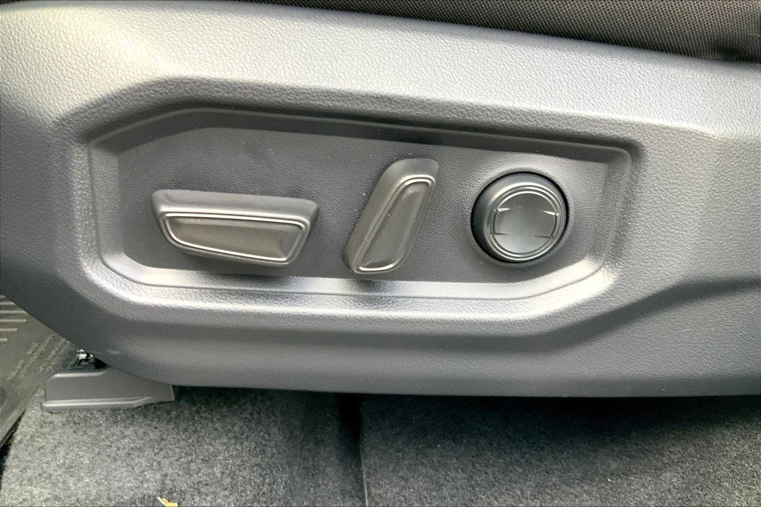 Used 2025 Toyota Tundra SR5 image 19