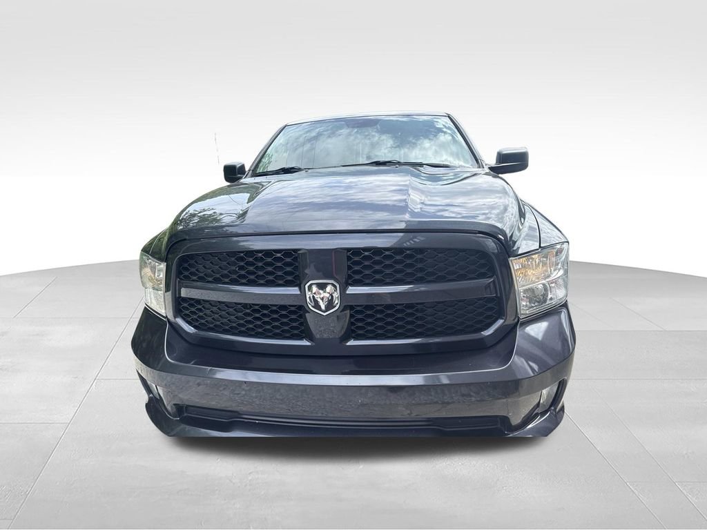Used 2018 RAM 1500 Express AWD/4WD image 3