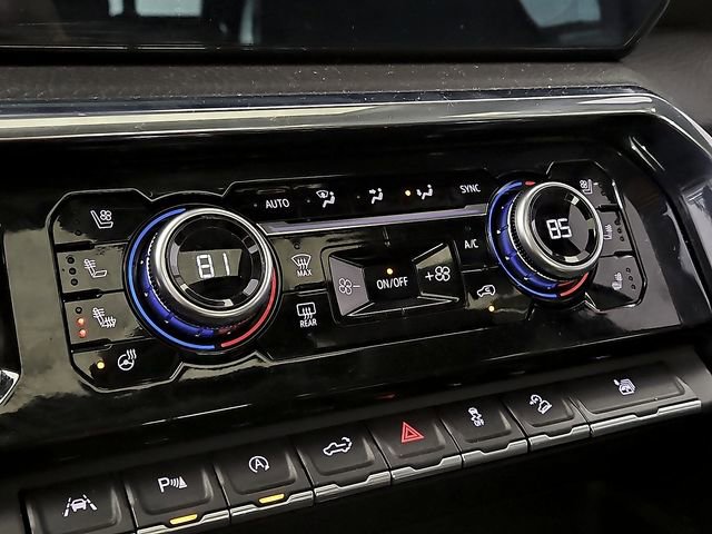 Used 2024 GMC Sierra 1500 Denali image 16