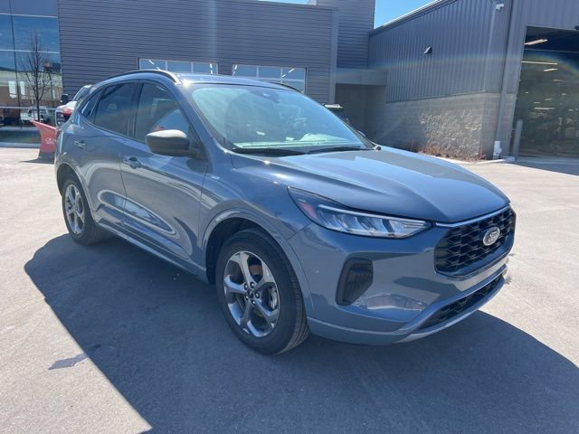 Certified 2023 Ford Escape ST-Line image 3