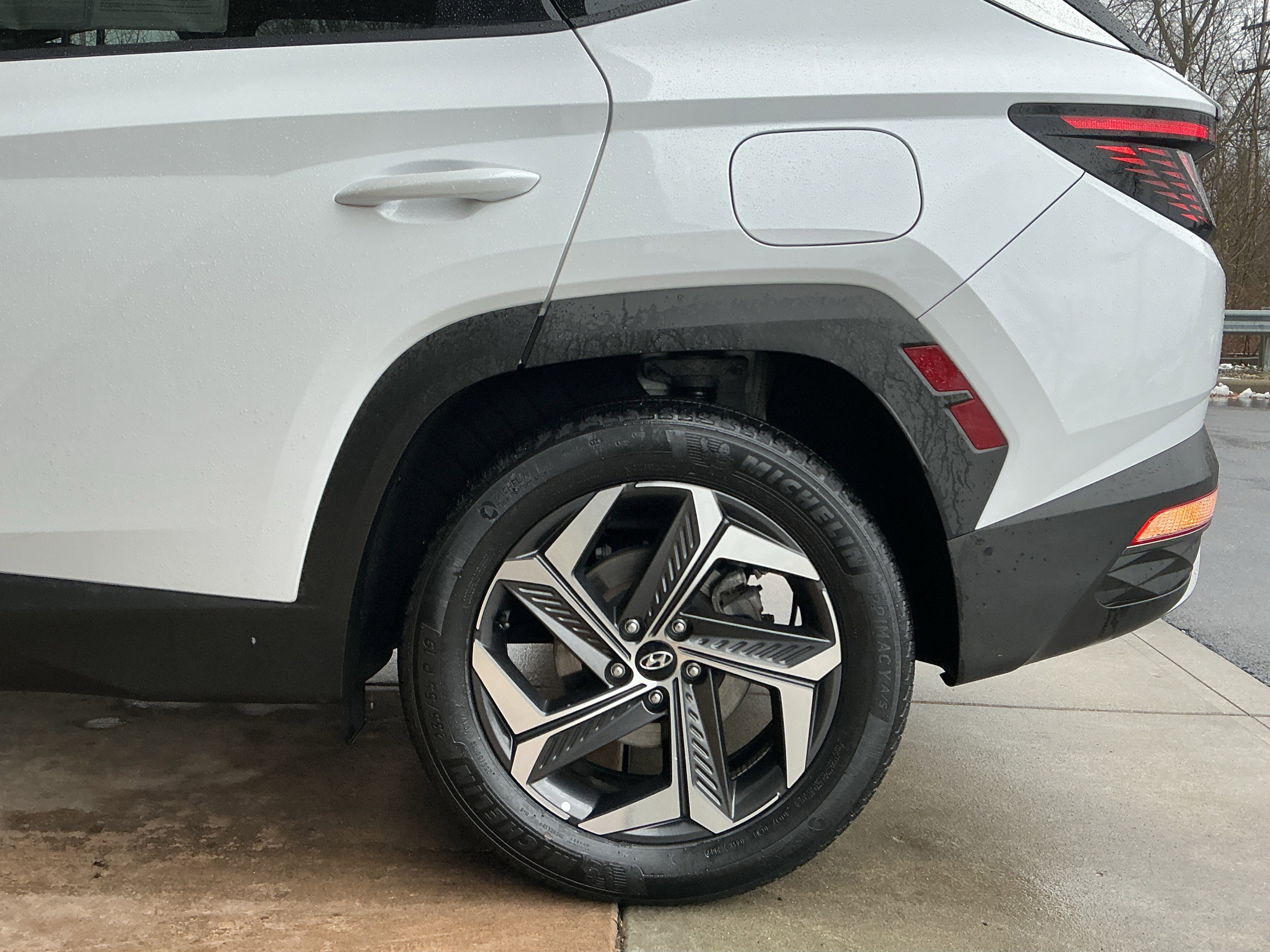 Used 2023 Hyundai Tucson Limited image 23