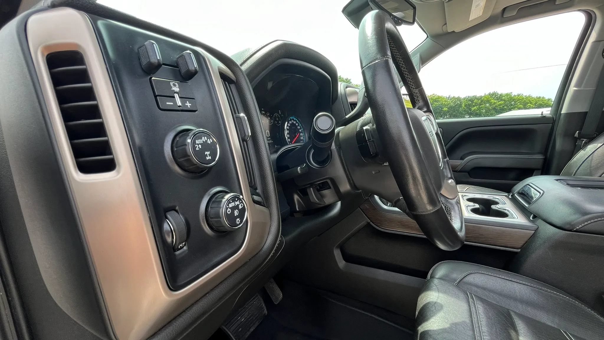 Used 2018 GMC Sierra 1500 Denali w/ Denali Ultimate Package AWD/4WD image 15