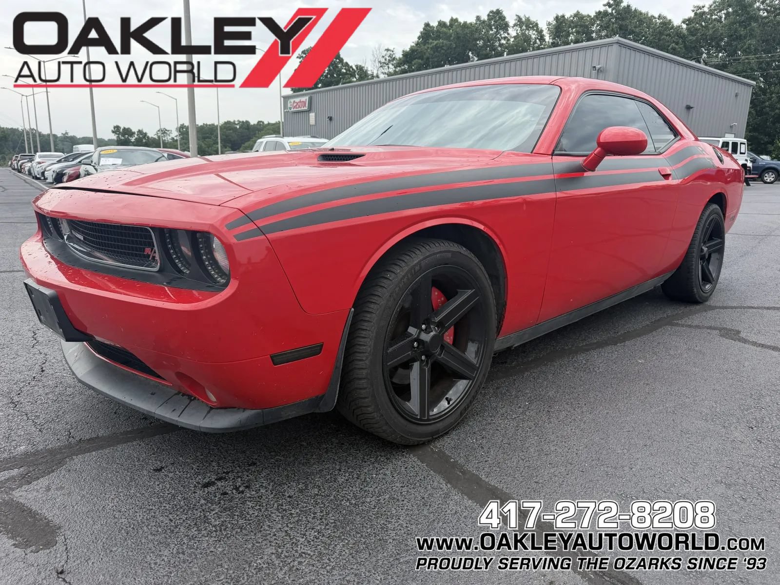 Used 2014 Dodge Challenger R/T RWD image 1
