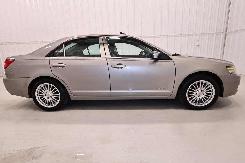 Used 2008 Lincoln MKZ FWD image 2
