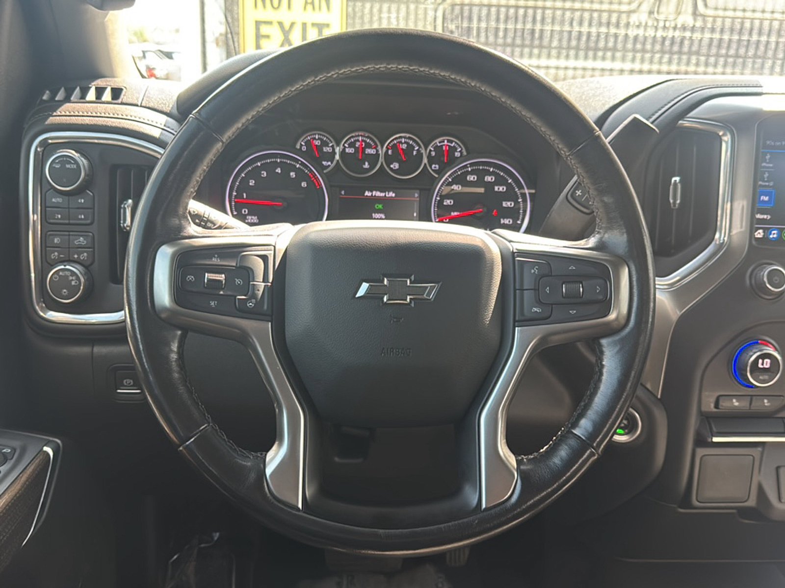 Used 2021 Chevrolet Silverado 1500 RST w/ Bed Protection Package AWD/4WD image 2