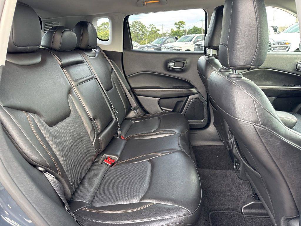 Used 2018 Jeep Compass Limited w/ Navigation Group AWD/4WD image 16