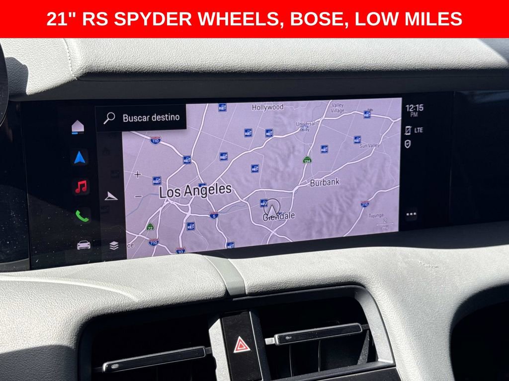 Used 2023 Porsche Taycan image 30