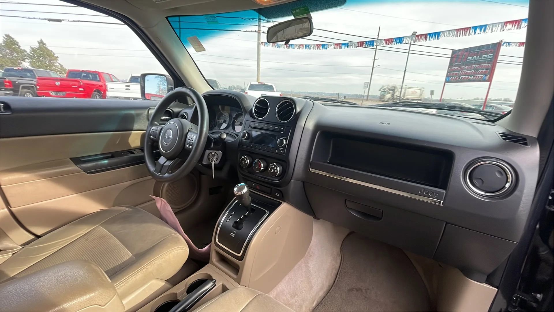 Used 2014 Jeep Patriot Sport w/ Power Value Group image 28