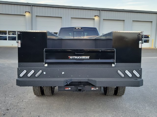 New 2026 RAM 5500 Tradesman AWD/4WD image 5
