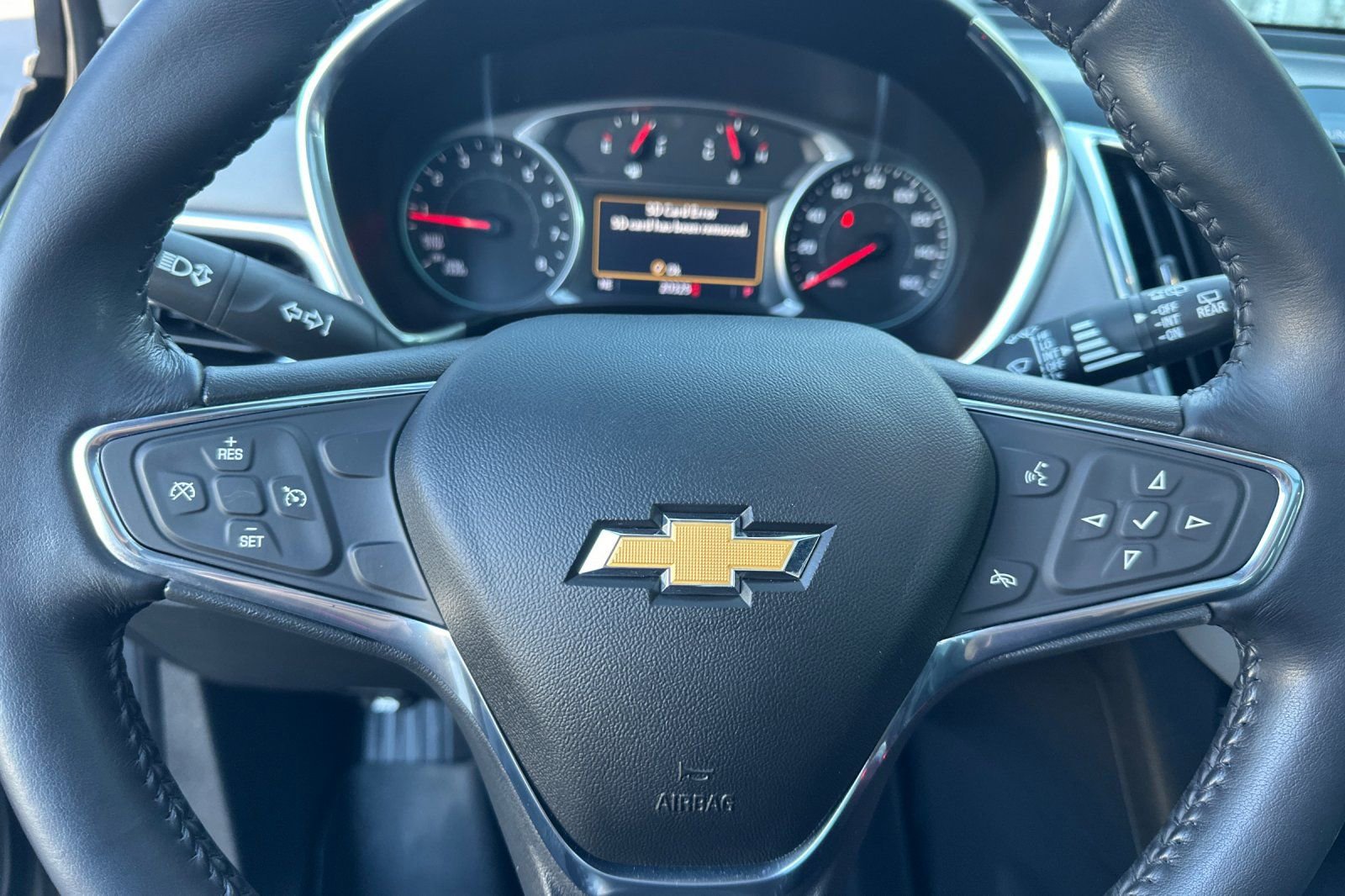 Used 2019 Chevrolet Equinox LT w/ Sun & Navigation Package image 28