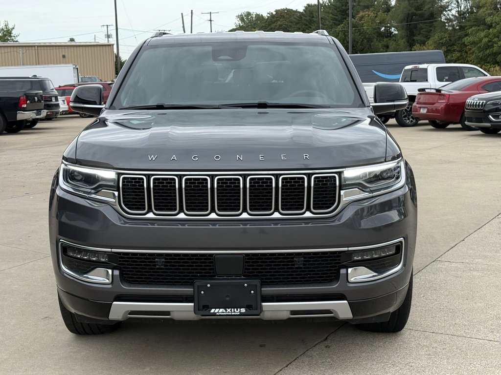 Used 2024 Jeep Wagoneer L Series II w/ Flexible Seating Group image 2