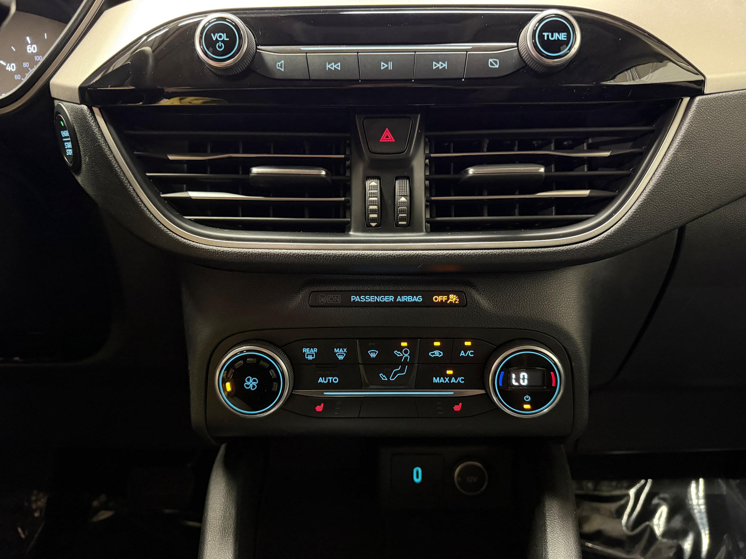 Certified 2020 Ford Escape SE AWD/4WD image 21