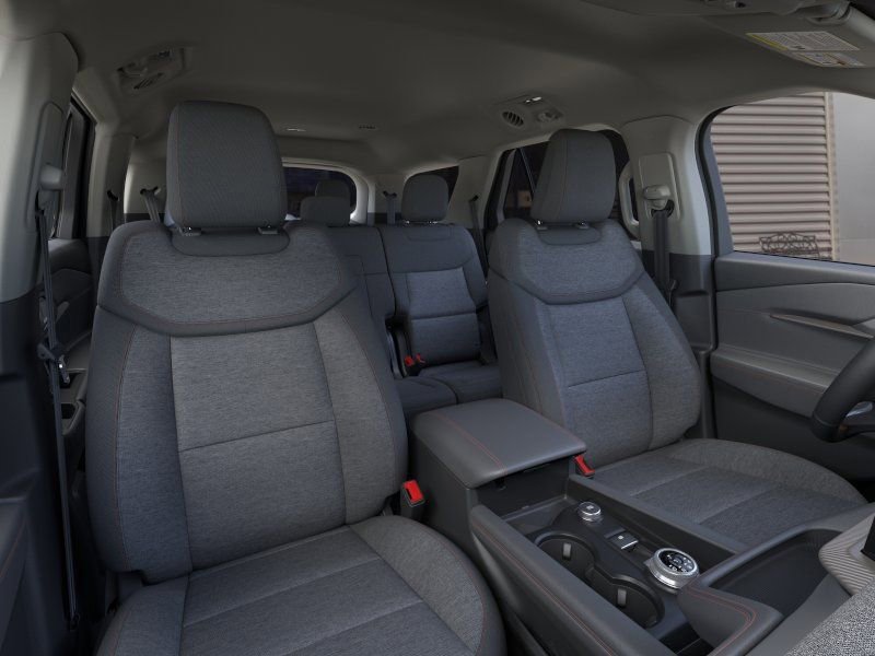 New 2026 Ford Explorer Active RWD image 10
