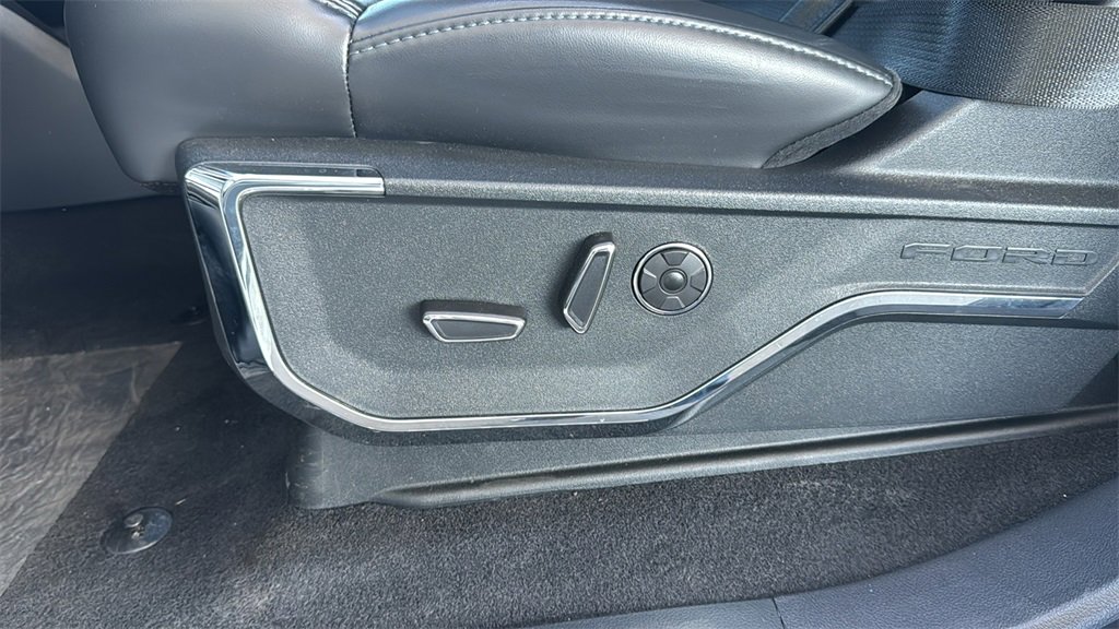 Certified 2025 Ford F150 Platinum w/ Equipment Group 702A High image 22