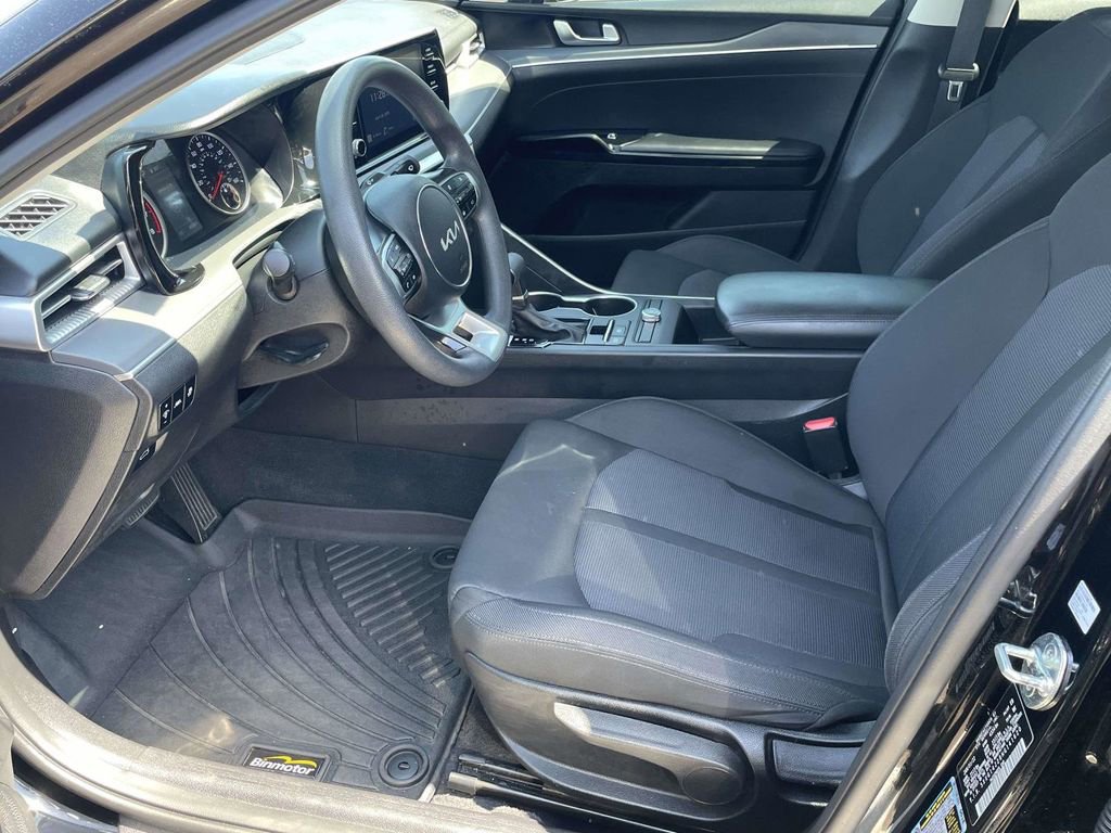 Used 2022 Kia K5 LXS image 12