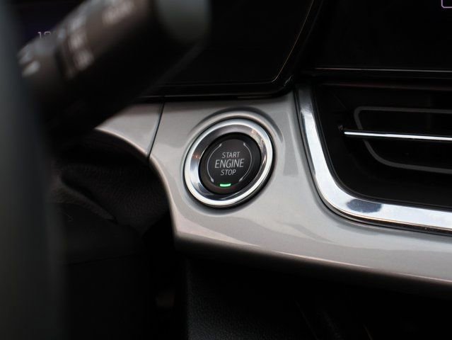 Certified 2025 Chevrolet Trax LT w/ LT Convenience Package image 26