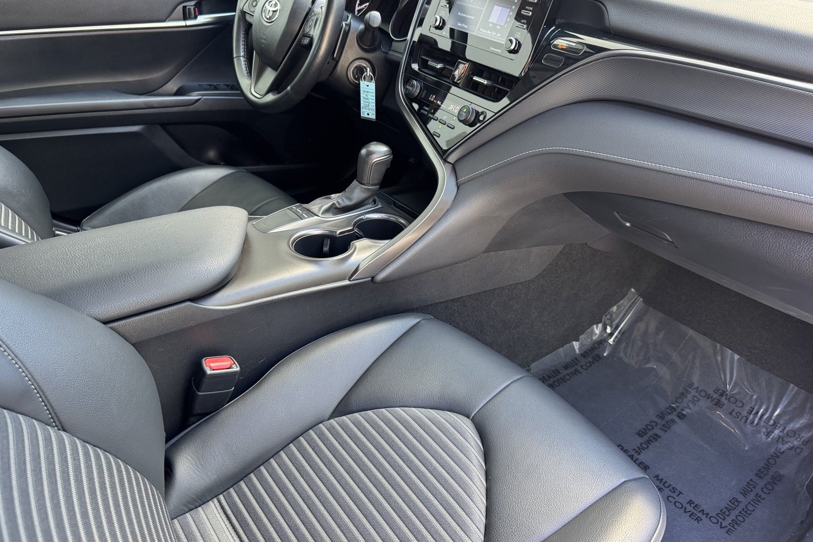 Used 2023 Toyota Camry SE FWD image 28