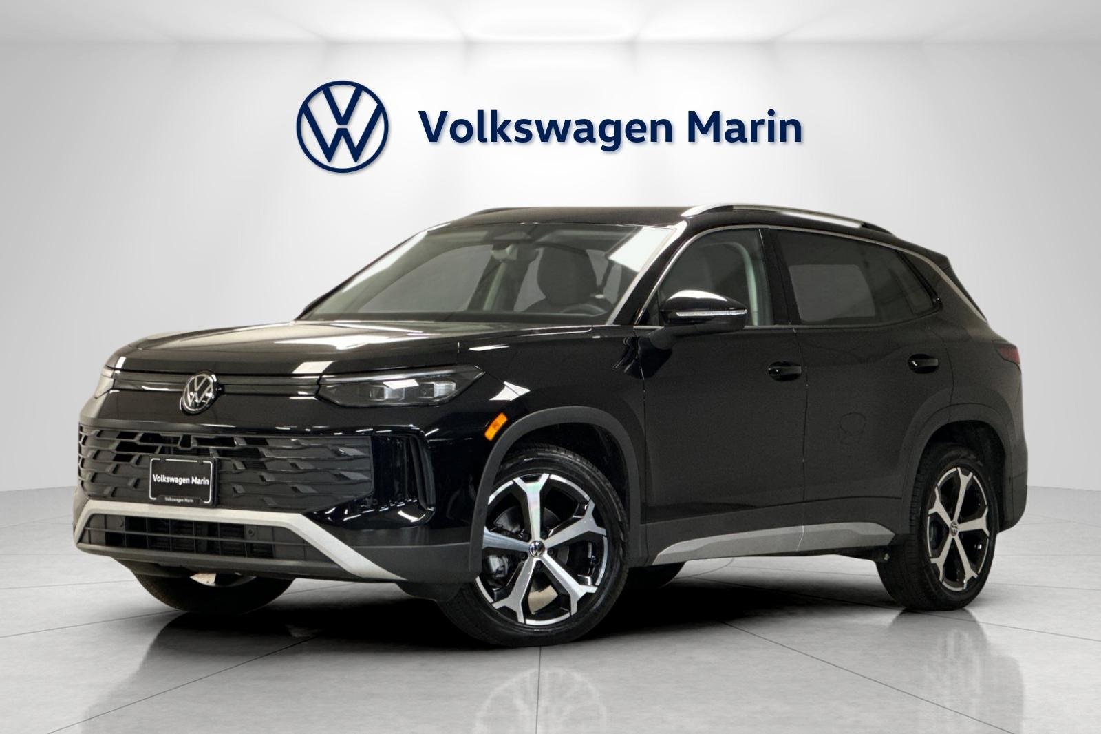 New 2025 Volkswagen Tiguan SE