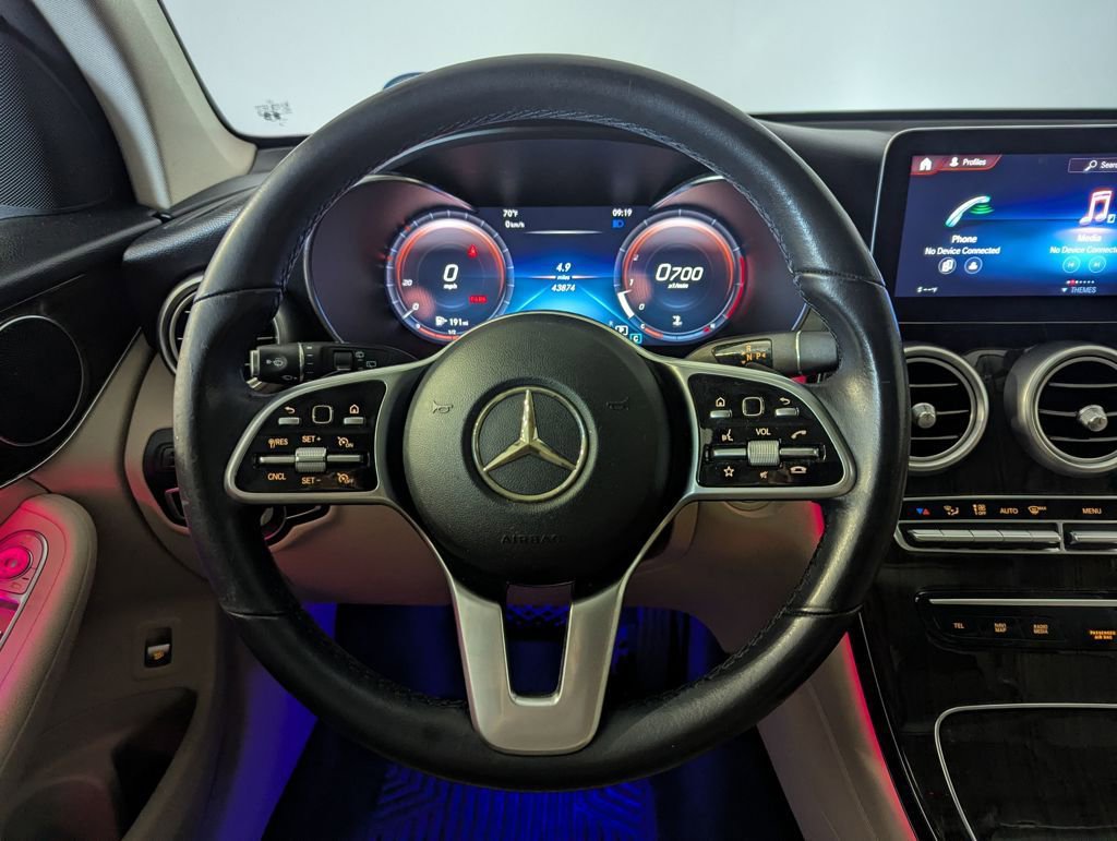 Used 2021 Mercedes-Benz GLC 300 image 6