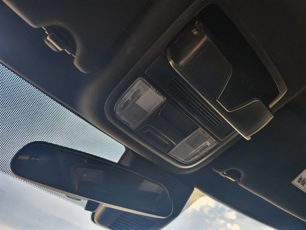 Used 2022 Honda Accord Sport image 19