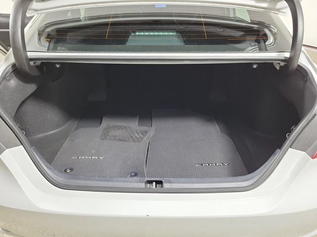 Used 2022 Toyota Camry SE FWD image 10